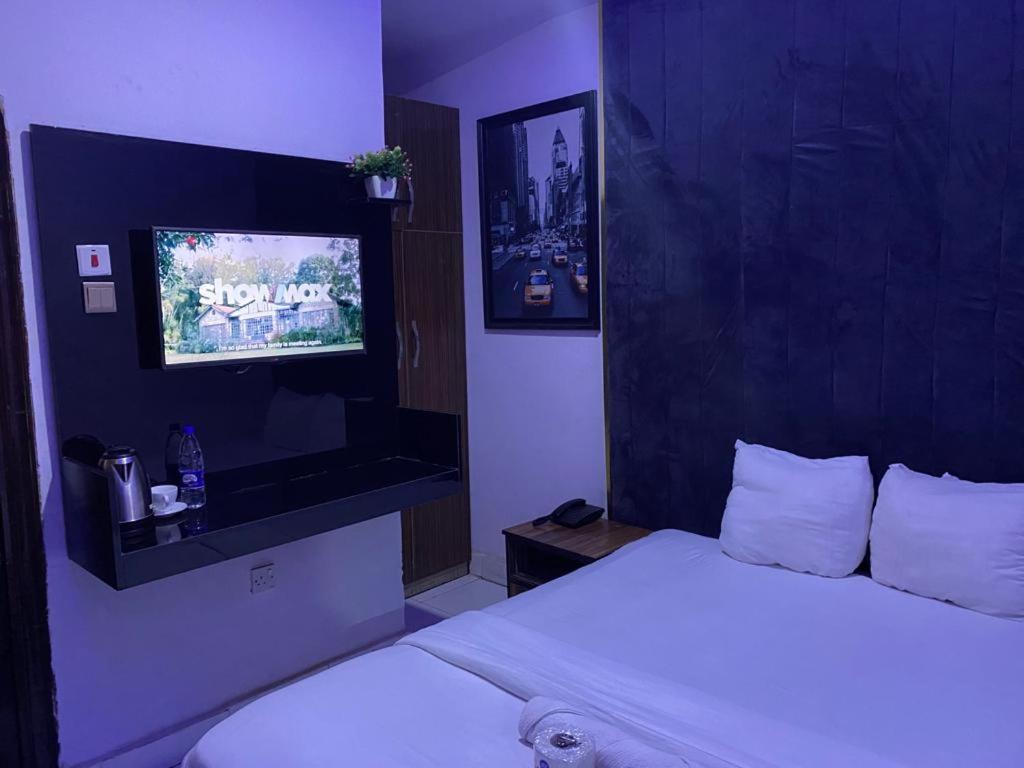 Palazzo Apartments Ikeja Exterior photo
